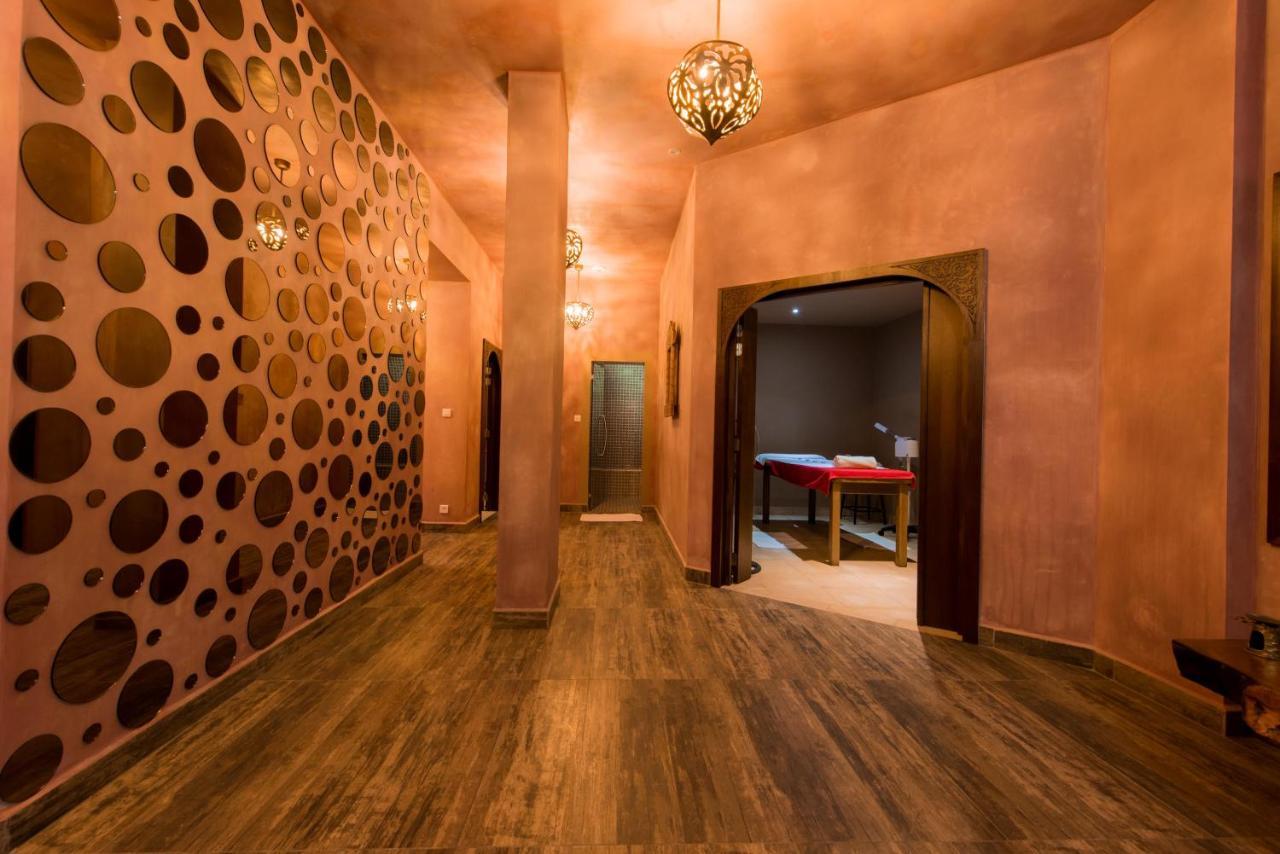 Baobab Tree Hôtel&Spa Mahajanga Ngoại thất bức ảnh