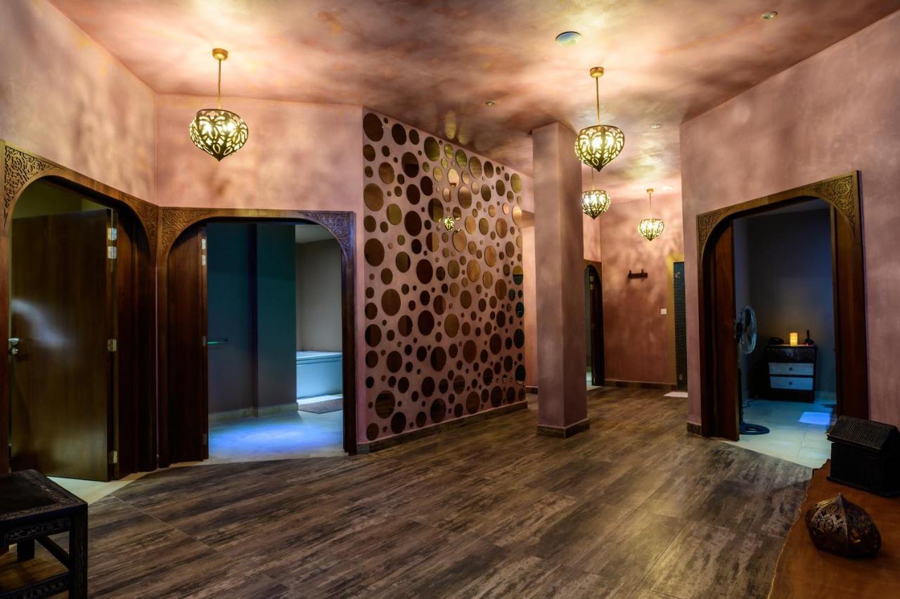 Baobab Tree Hôtel&Spa Mahajanga Ngoại thất bức ảnh