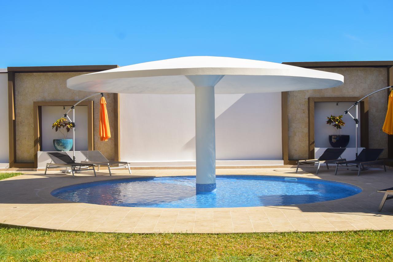 Baobab Tree Hôtel&Spa Mahajanga Ngoại thất bức ảnh